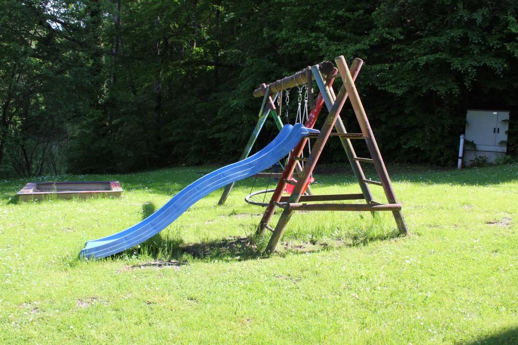 Herní místnost nebo prostor pro děti v ubytování Pension Waldhof am Stubenbergsee