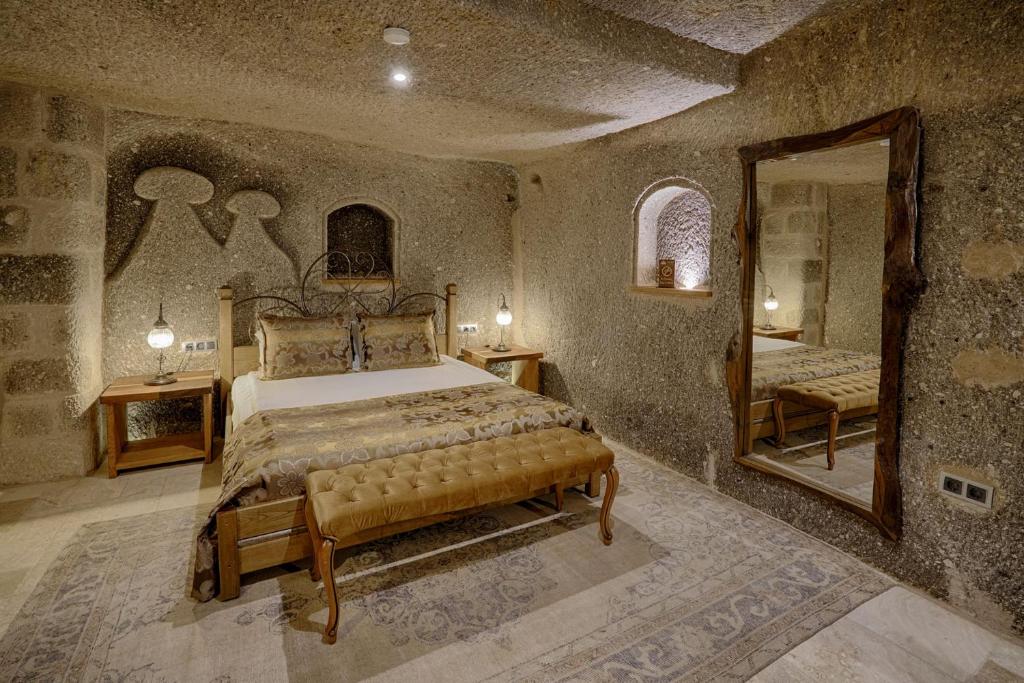 Hera Cave Suites - 7