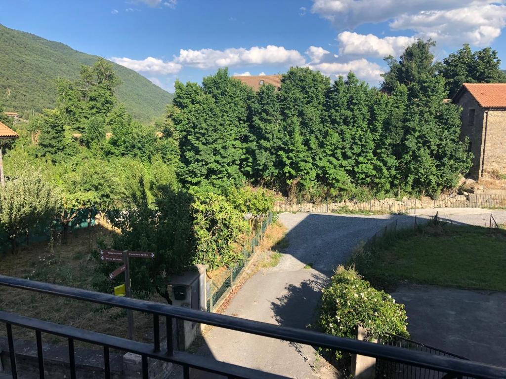 Apartamento a 25 km de Ordesa, Fiscal, Spain - Booking.com