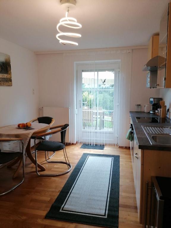 Fotografia z galérie ubytovania Ferienwohnung Blümelring v destinácii Flatschach