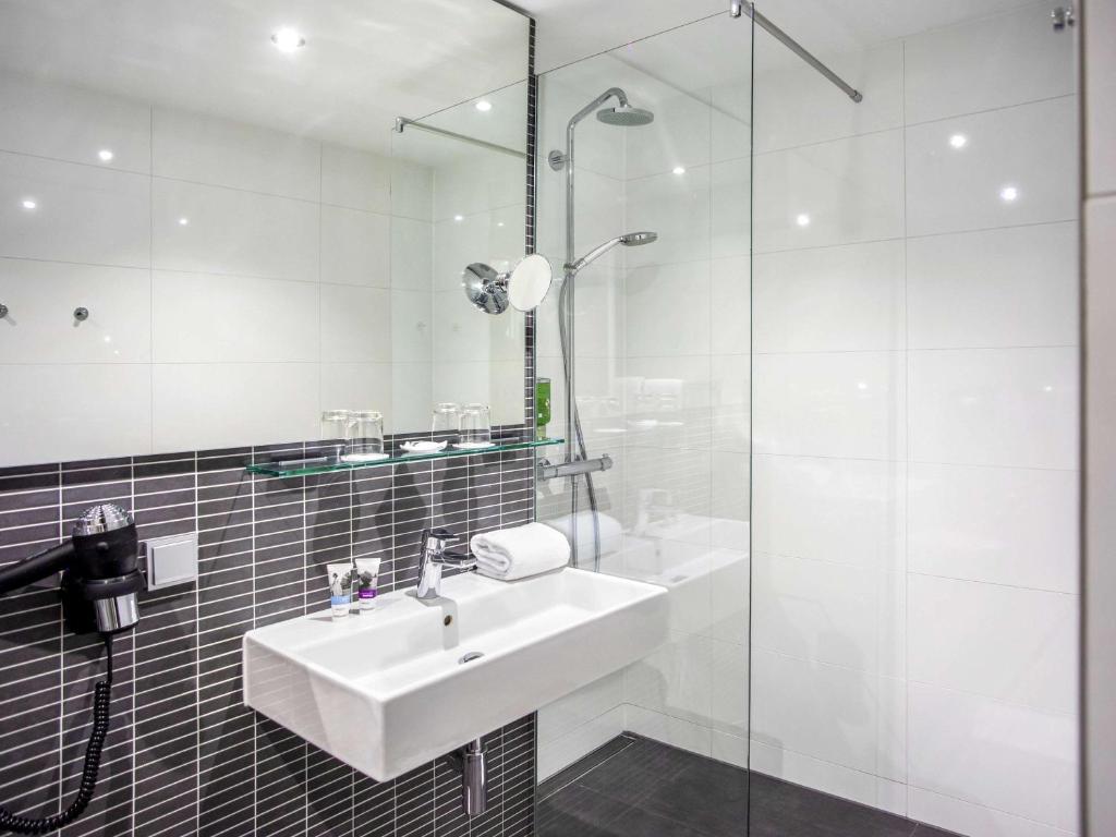 Koupelna v ubytování Mercure Hotel Lüdenscheid