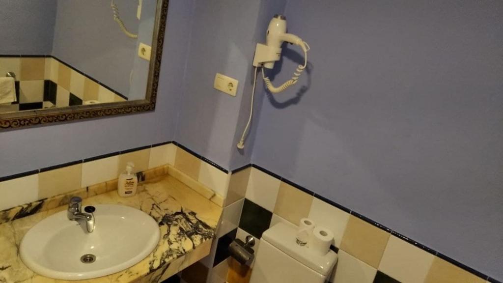 Hostal El Cascapeñas de la Alpujarra - Single Room