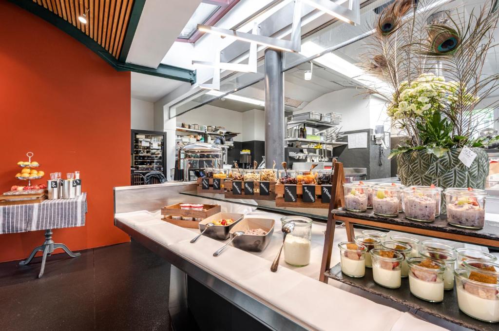 Hotel Hofgarten Luzern - Resim 4