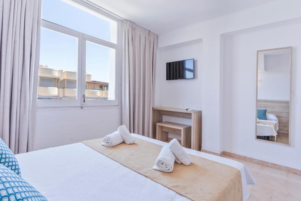 Suncoast Ibiza Hotel - Adults Only -, Ibiza Town – Güncel ...