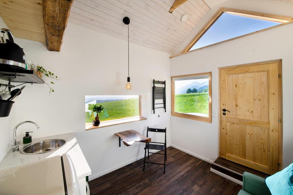 Fotografie z fotogalerie ubytování Lunela estate with sauna v destinaci Cerklje na Gorenjskem