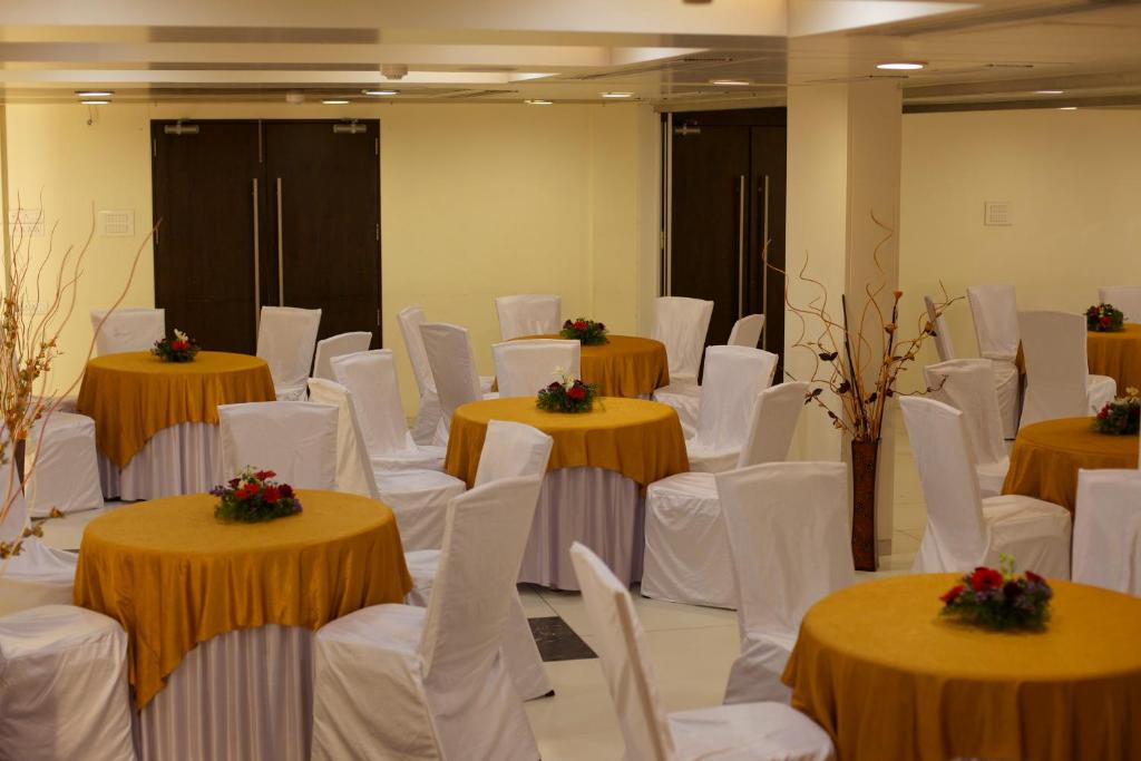Fotografie z fotogalerie ubytování Hotel Shree Panchratna Pune v destinaci Puné
