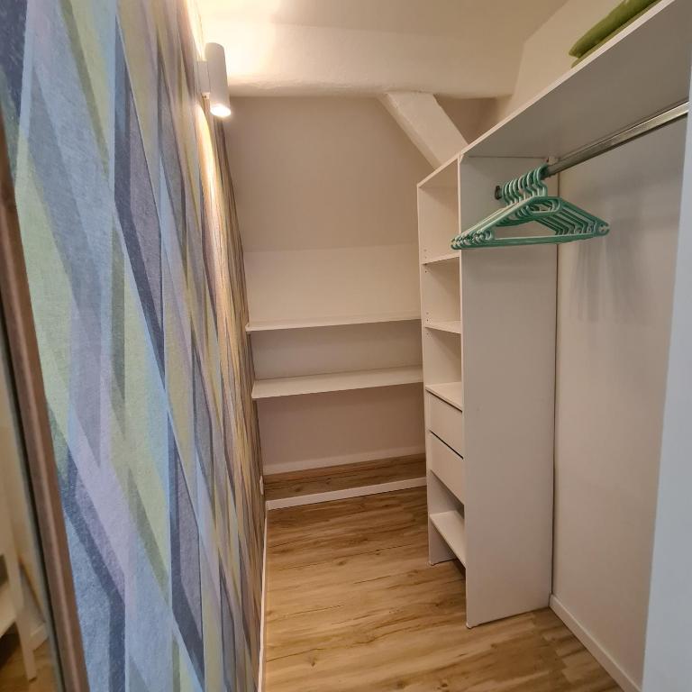 Gästezimmer Treuen - Bed & Breakfast - 18