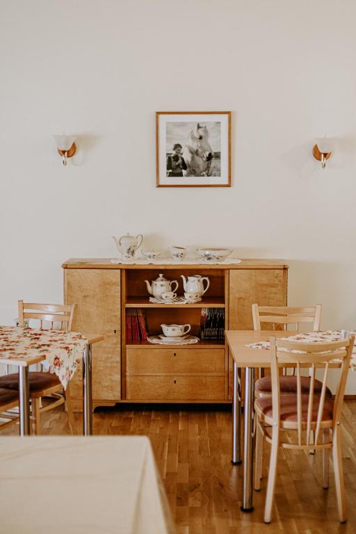 Posezení v ubytování Narfastadir Guesthouse