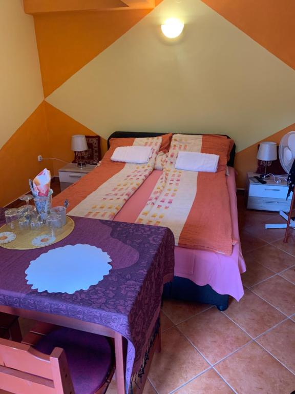 Fotografia z galérie ubytovania FŐNIX APARTMAN v destinácii Keszthely
