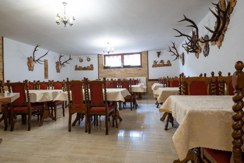 Restaurace v ubytování Penzion Kamzik a Drevenica