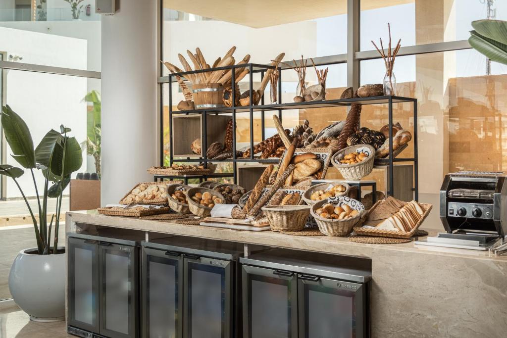 Kuchyň nebo kuchyňský kout v ubytování The G Hotel Seashell