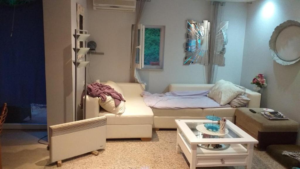 Posedenie v ubytovaní Apartmani Ilena