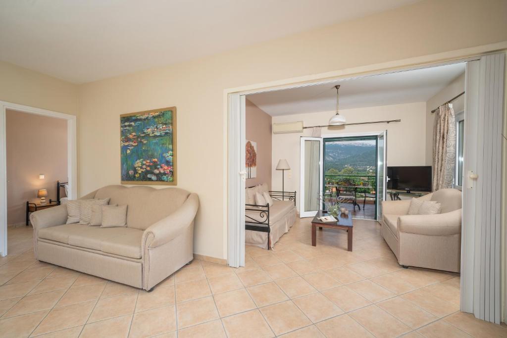 Maria's Apartments - 2