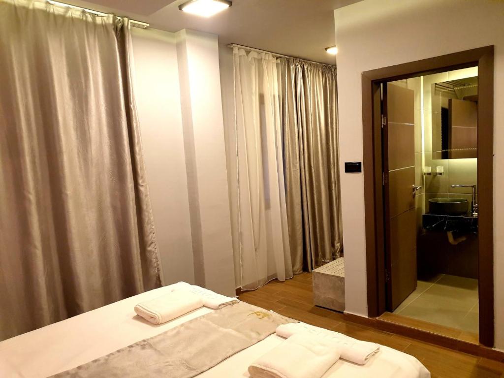 International Palace - Lüks Tek Kişilik Oda
