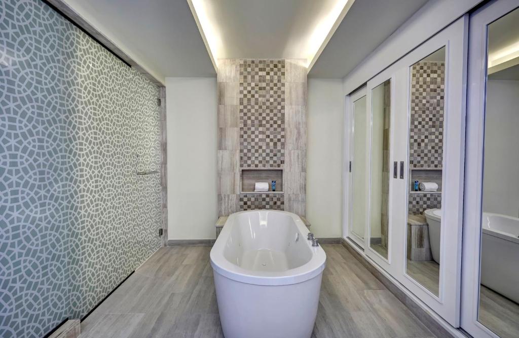 Royalton Bavaro, An Autograph Collection All-Inclusive Resort & Casino - 豪华总统一卧室套房