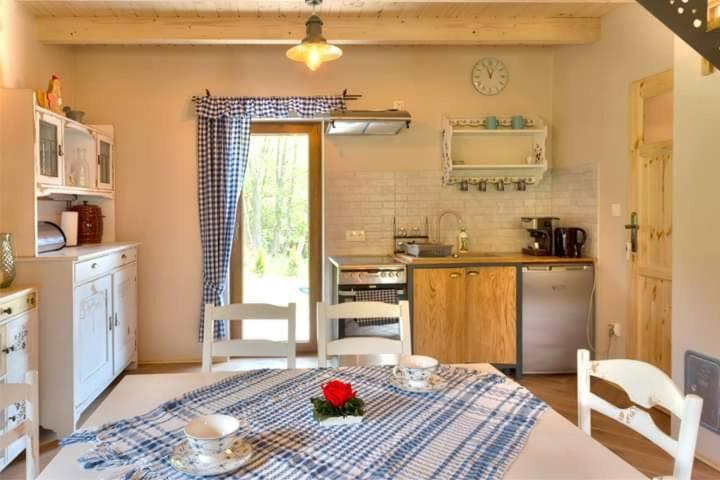 U Krysi - Two-Bedroom Apartment