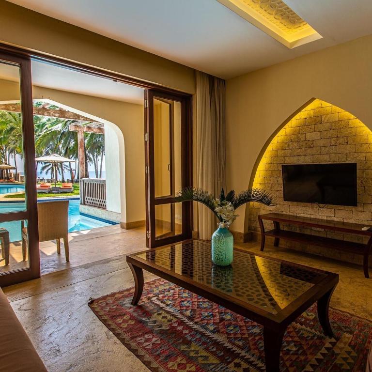 Bazén v ubytování Silver Palm Spa & Resort nebo v jeho okolí