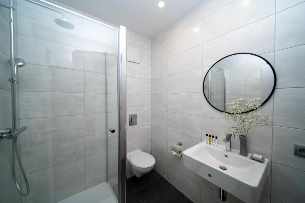 Emily Hotel Leipzig Neue Messe - Resim 8