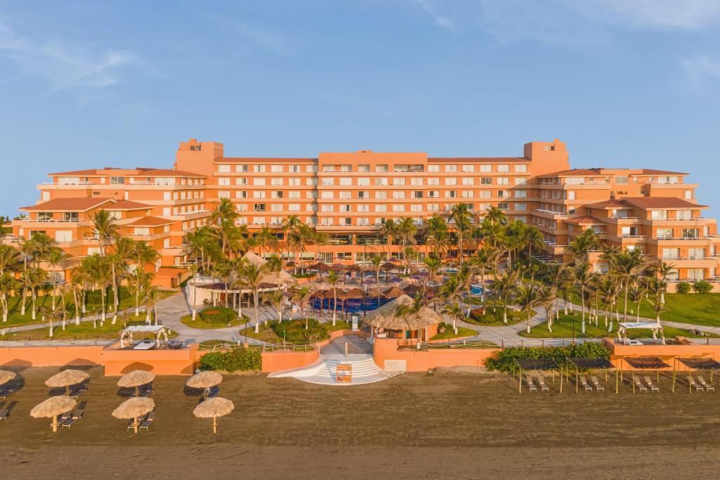 Bazén v ubytování Grand Fiesta Americana Veracruz nebo v jeho okolí