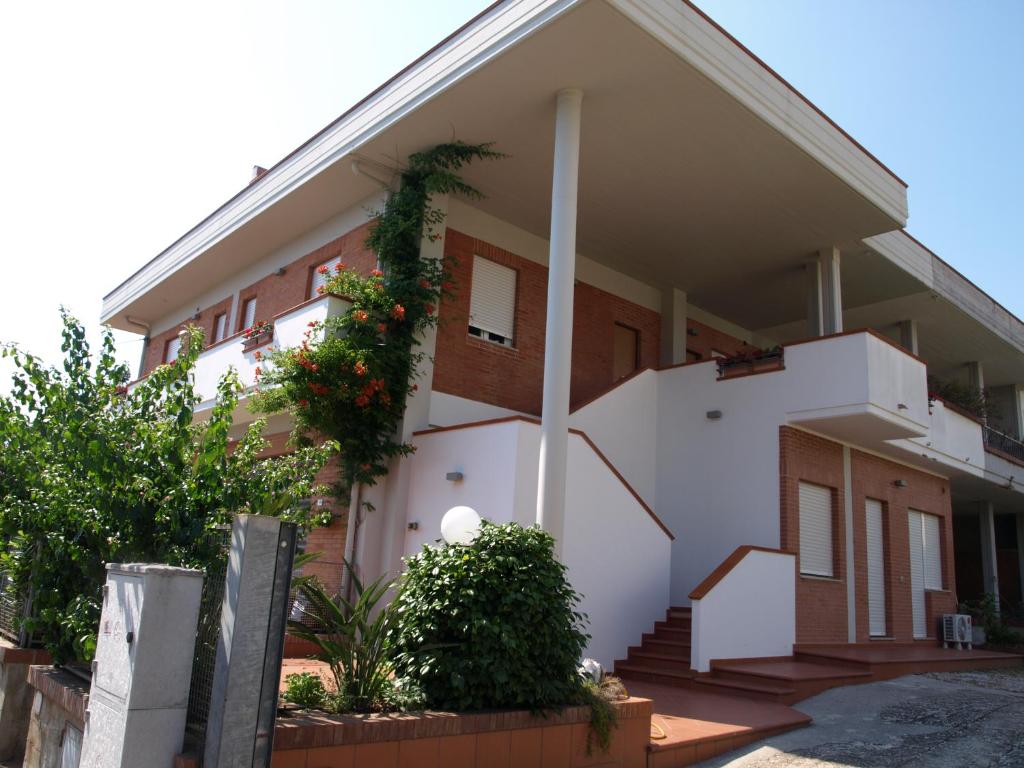 Budova, v ktorej sa apartmán nachádza