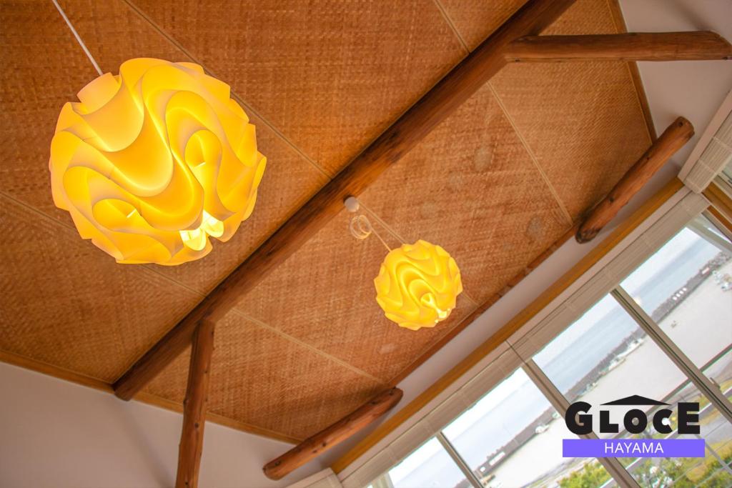 Fotografie z fotogalerie ubytování GLOCE 葉山 Ocean View House 都心から1時間 湘南の絶景を独り占めペットok 出張BBQ有り v destinaci Jokosuka