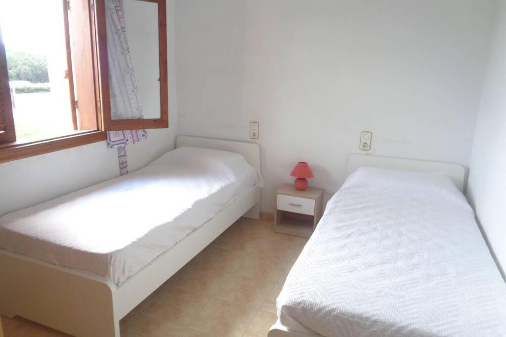 Posteľ alebo postele v izbe v ubytovaní Torrevieja : Appart 1st floor with pool view