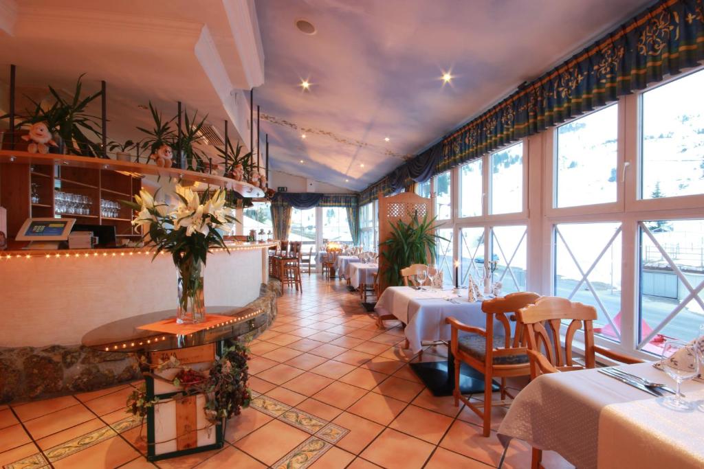 Restaurace v ubytování Sporthotel Snowwhite