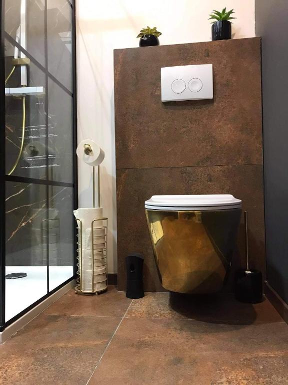 Kúpeľňa v ubytovaní Gold Box Apartament