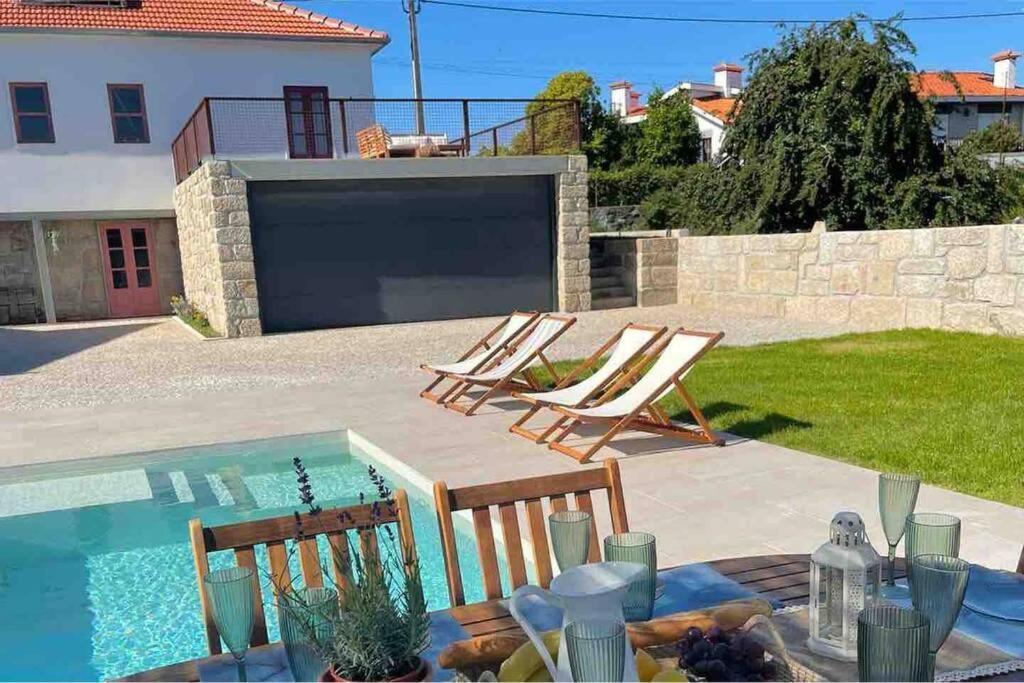 Porto-Braga Family Country House (Private Pool) - Villa Avec Piscine Privée