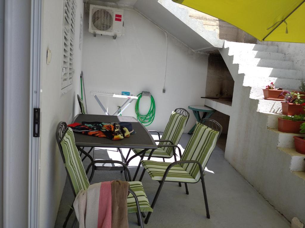 Fotografie z fotogalerie ubytování Apartmani Perak v destinaci Mimice