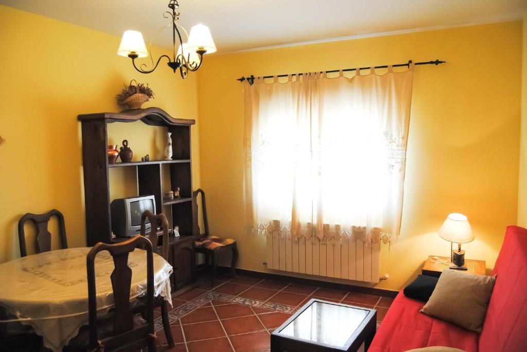 Fotografia z galérie ubytovania Apartamentos La Bodega del Abuelo v destinácii Bujalaro
