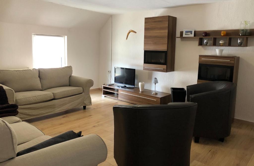 Hotel zur Post Ochsendorf - Apartamento De Tres Dormitorios