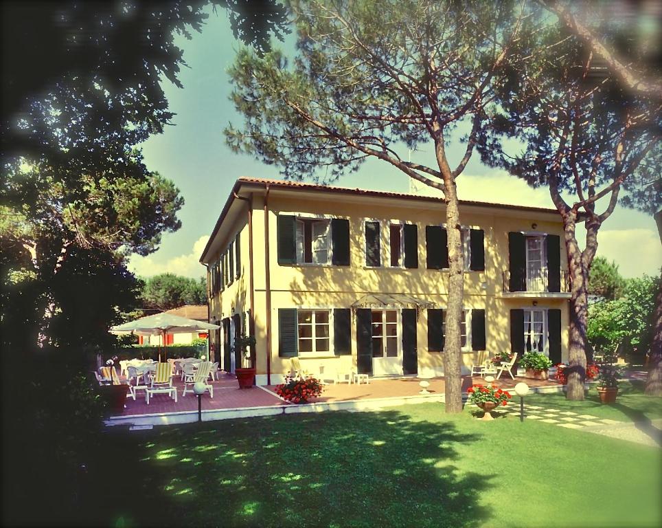 Zahrada ubytování Hotel Villa Fiorisella