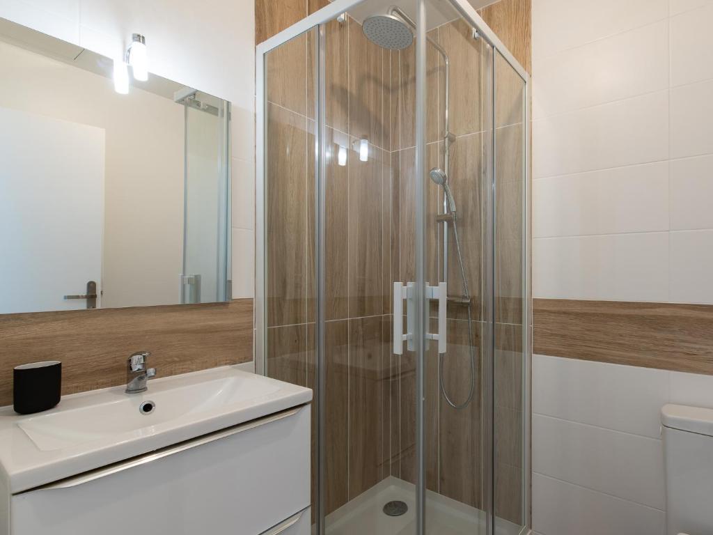 Bourgoin T2 proche Gare Netflix Tout Confort - Appartement D'une Chambre