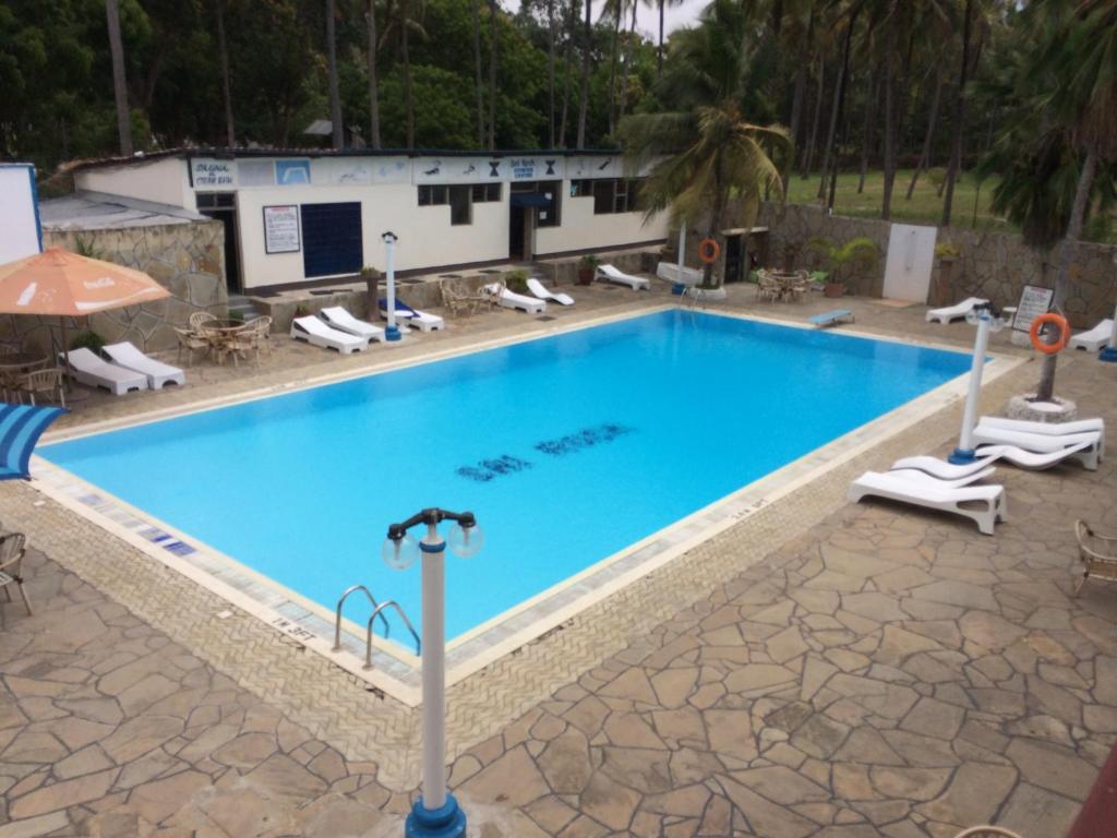 Bazén v ubytování Sai Rock Beach Hotel & Spa nebo v jeho okolí