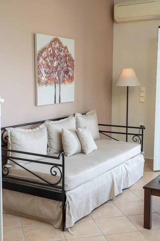 Maria's Apartments - 4