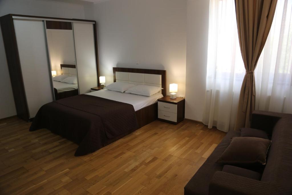 AnaMaria Apartments Mamaia Nord - Housity