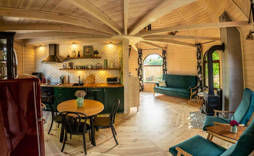 Przystanek Czasu - domek kopułowy - Maison D'une Chambre