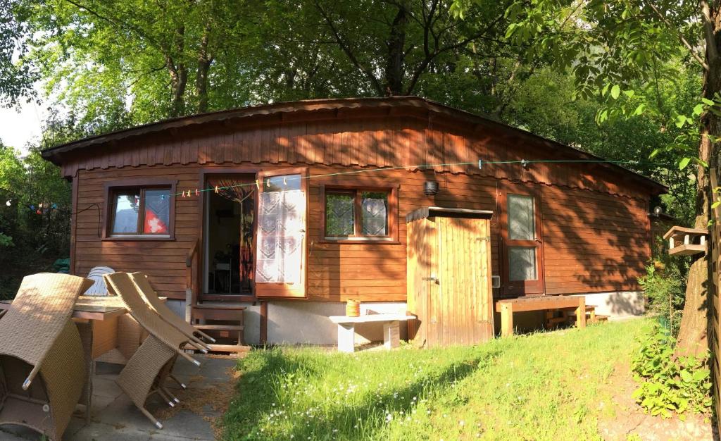 Zahrada ubytování Chestnut's Little Chalet