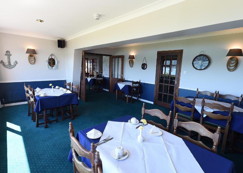 Restaurace v ubytování Whispering Pines