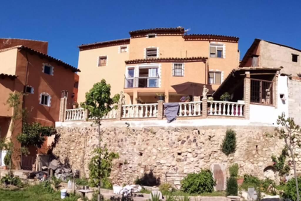Budova, kde se apartmán nachází