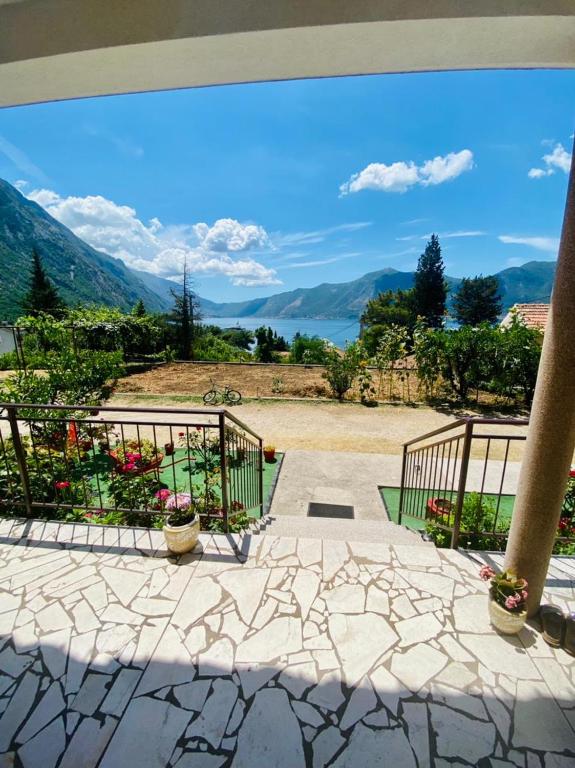 B & M Apartments - 12