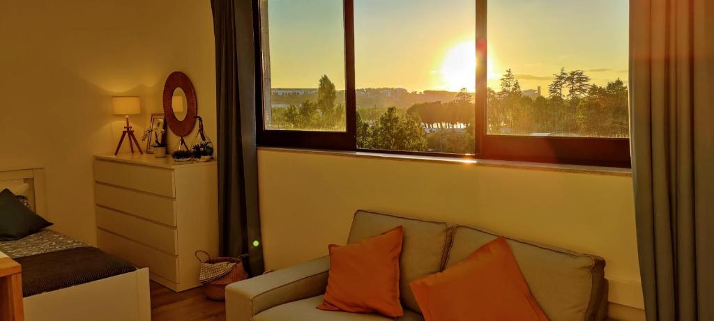Stylish and Elegant Studio - Best View and Location in Coimbra Downton - 13