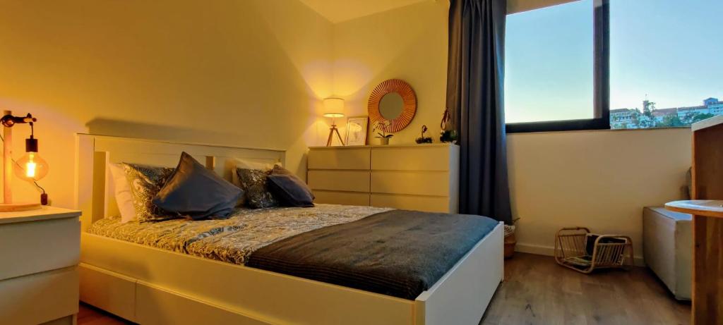 Stylish and Elegant Studio - Best View and Location in Coimbra Downton - 19