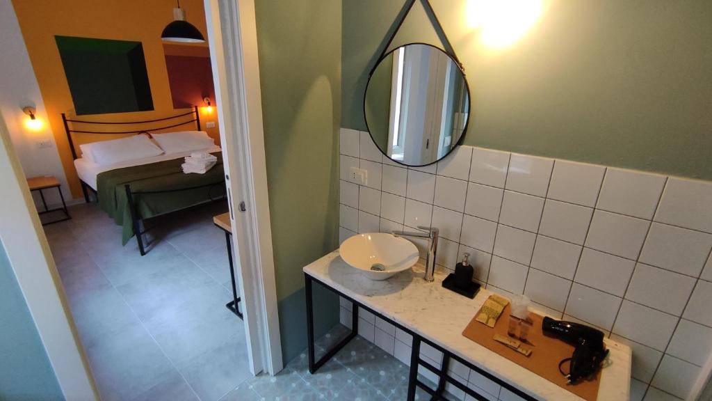 Postel nebo postele na pokoji v ubytování A Due Passi - Superior B&B
