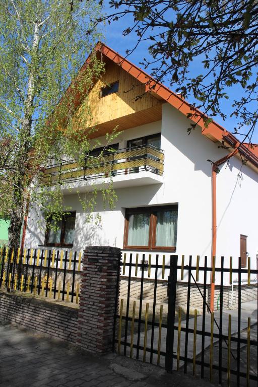 Budova, v ktorej sa apartmán nachádza