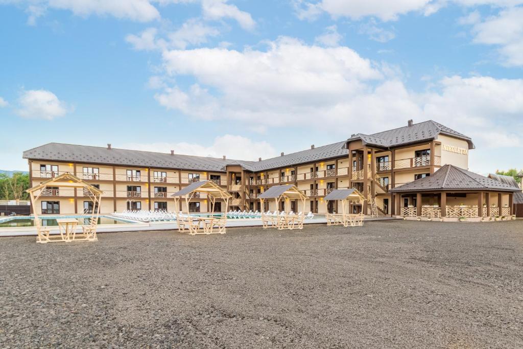 Budova, kde se hotel nachází