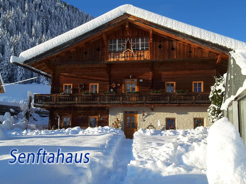 Ferienwohnung Senftahaus през зимата