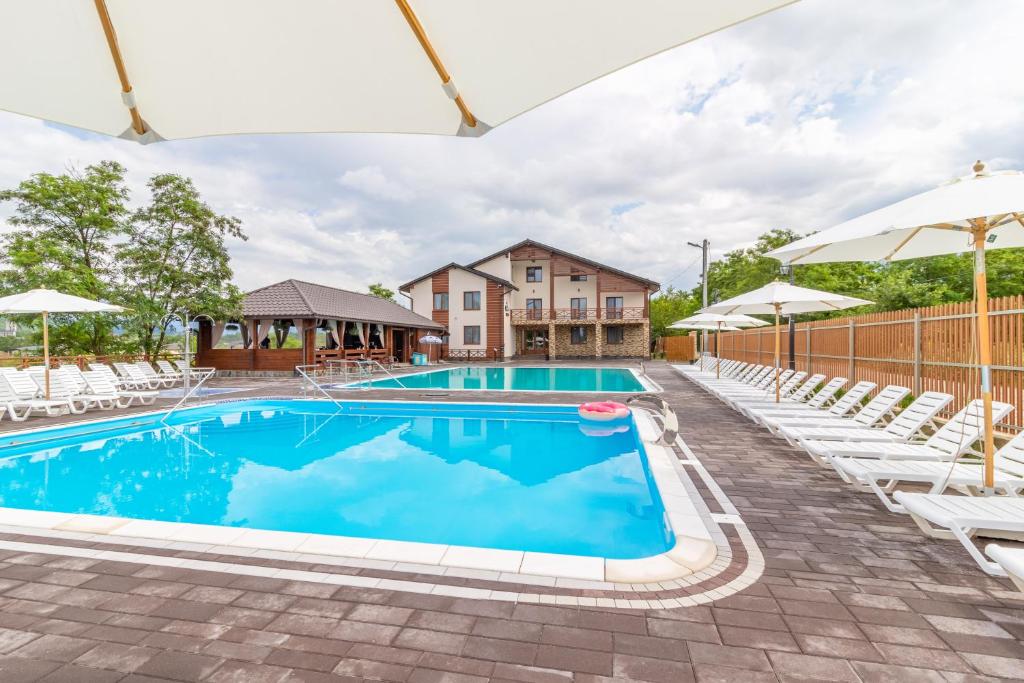 Bazén v ubytování Sofion hotel&resort nebo v jeho okolí