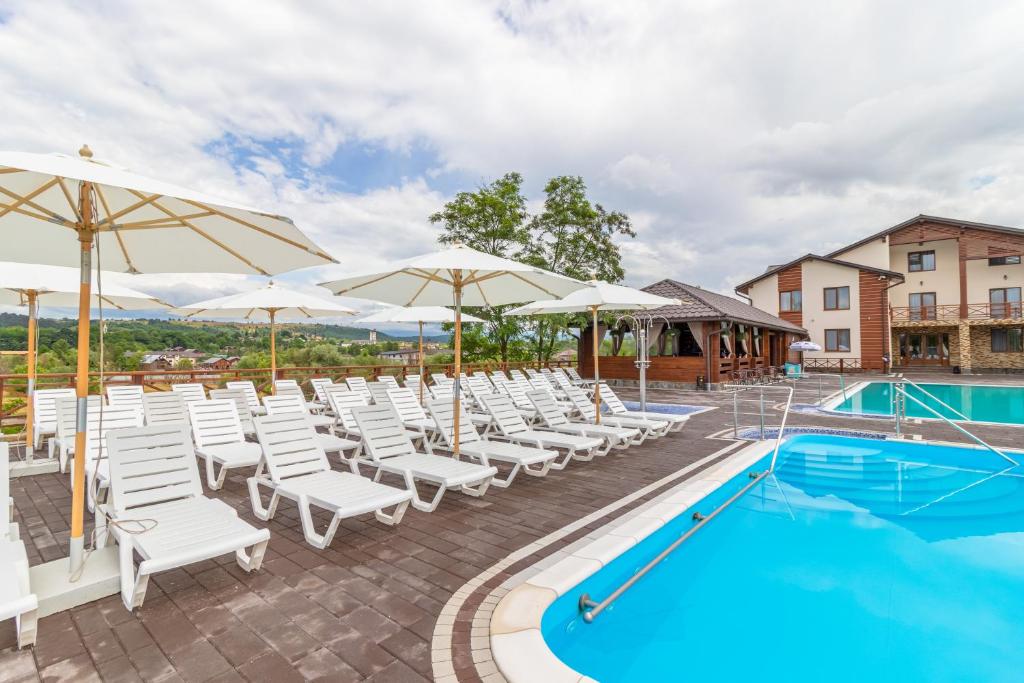 Bazén v ubytování Sofion hotel&resort nebo v jeho okolí